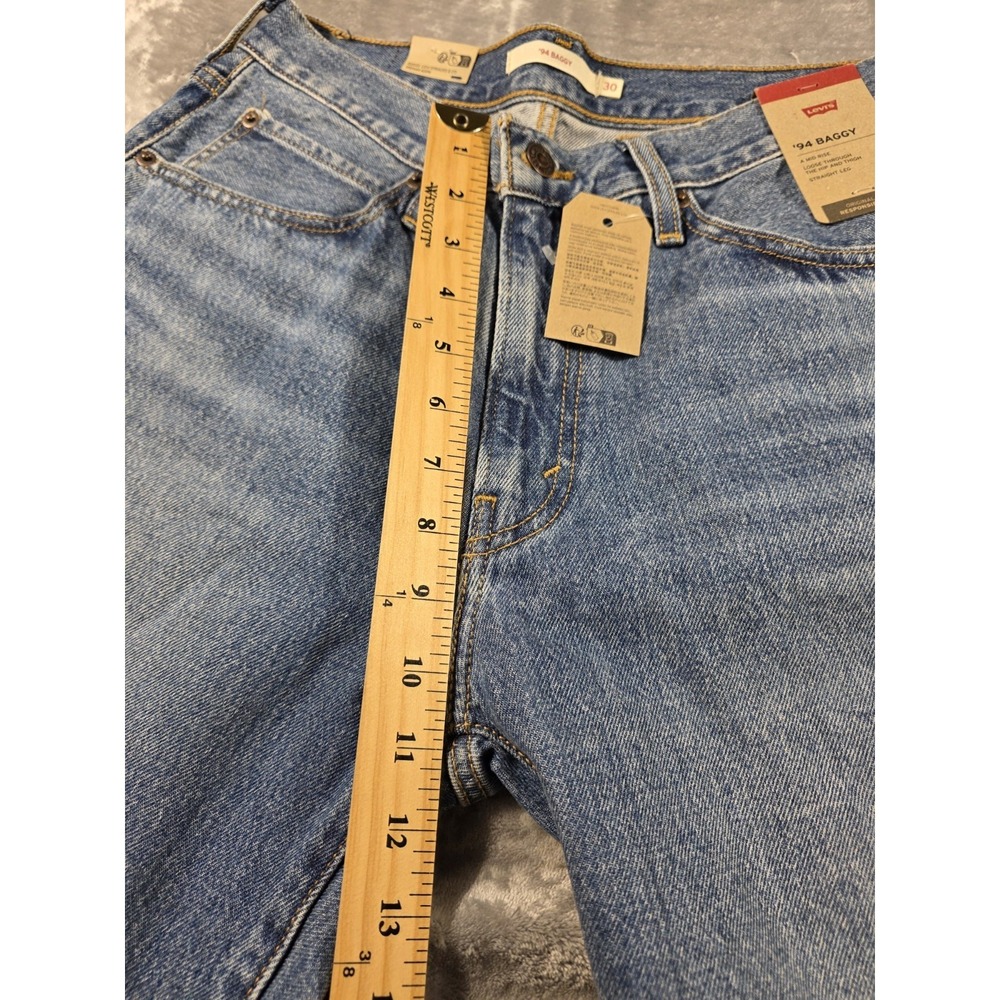 NWT Levi's Women's Mid-Rise 94's Baggy Straight Leg Blue Denim Jeans 30x31 - Picture 3 of 11